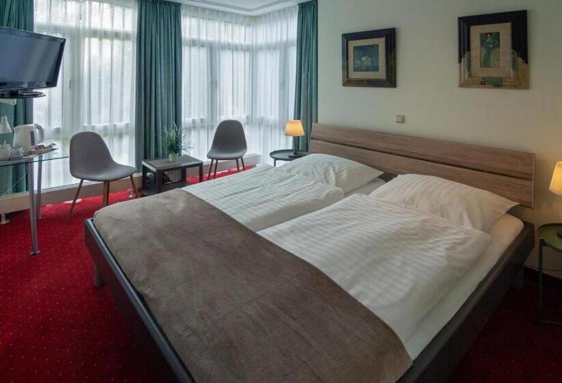 スタンダードルーム, Am Elisabethufer