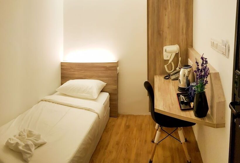 스탠다드 싱글 룸, Rica