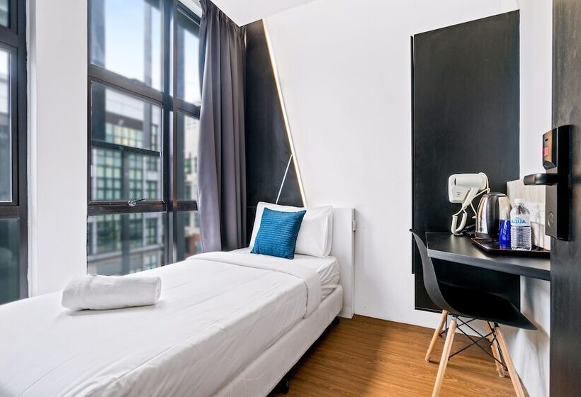 수피리어 싱글 룸, Rica