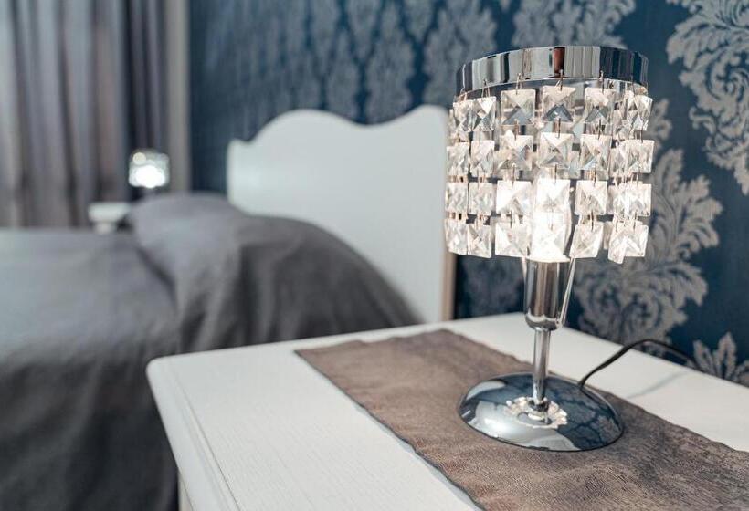 Номер Deluxe Кровать Кинг, B&b Arena