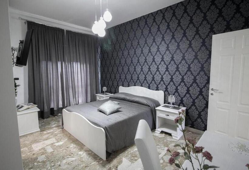 Номер Deluxe Кровать Кинг, B&b Arena