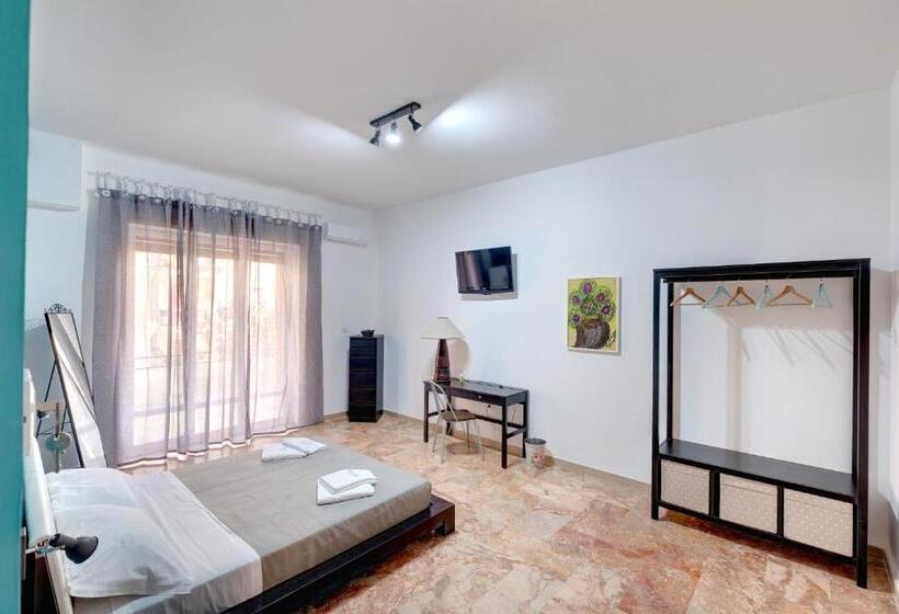 اتاق راحتی, Butterfly B&b