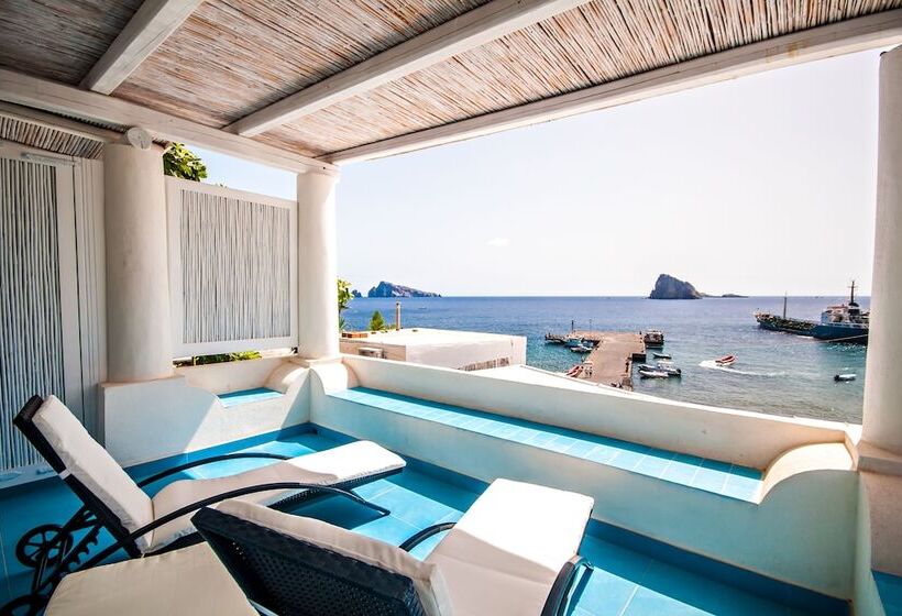 غرفة ديلوكس, Eunymos   Trattoria Da Francesco Panarea