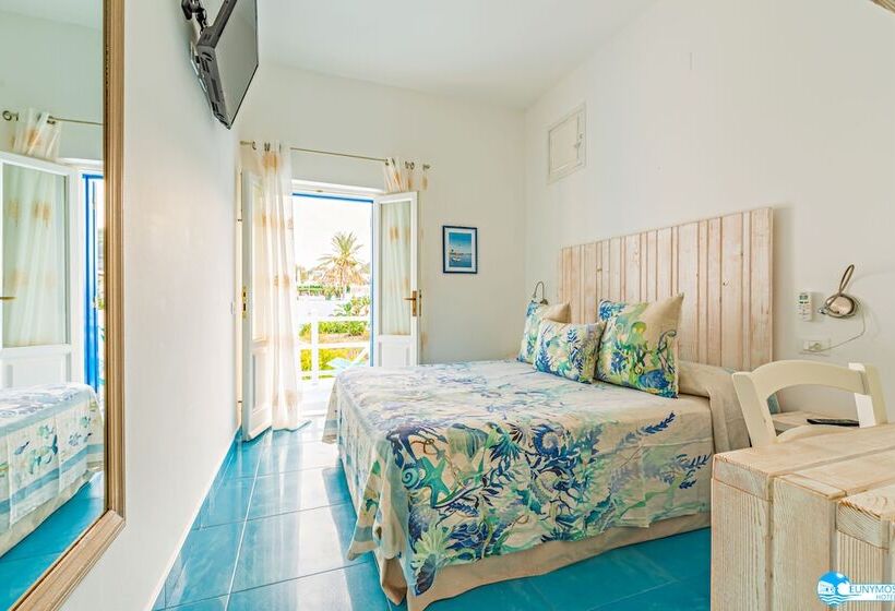 غرفة قياسية مطلّة علي الحديقة, Eunymos   Trattoria Da Francesco Panarea