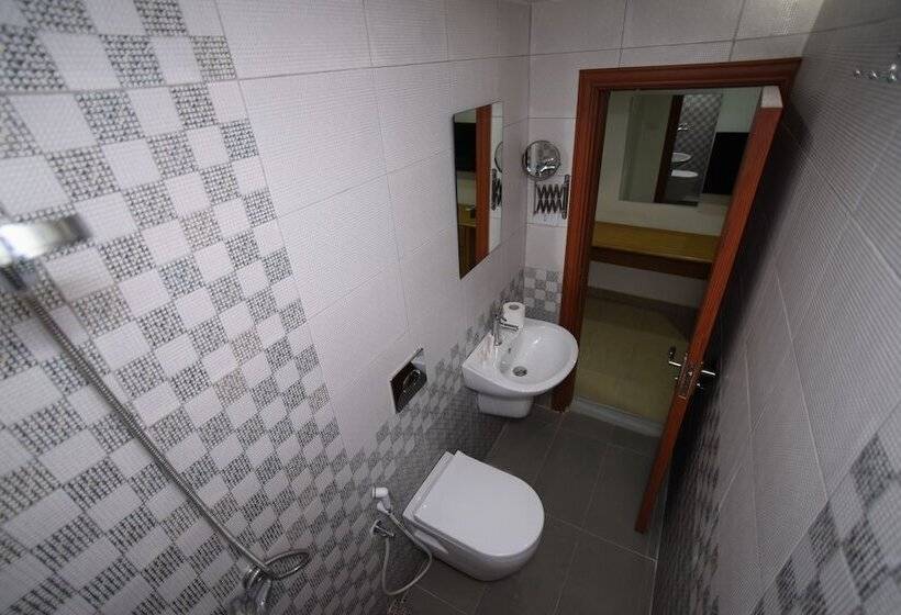 اتاق استاندارد یک نفره, Petra Sky