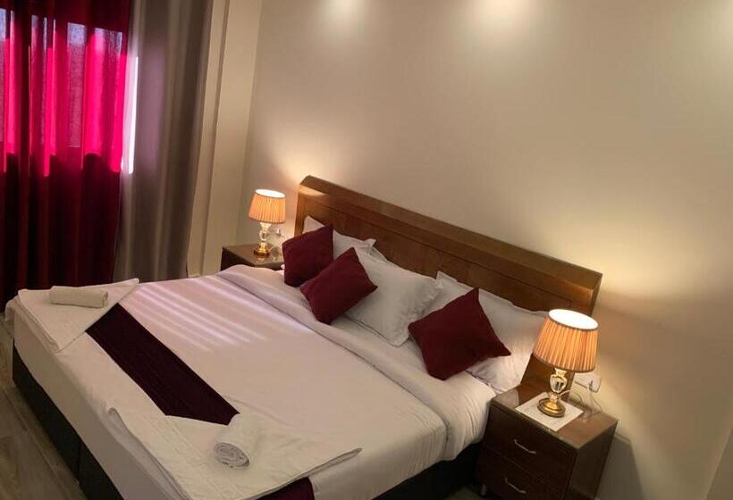 اتاق استاندارد یک نفره, Petra Sky