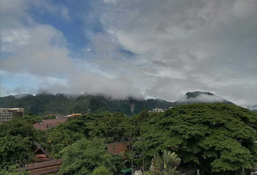 اتاق سوپریور, Vilayvong