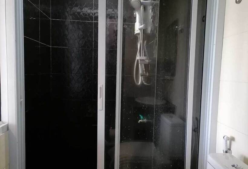 اتاق سوپریور, Vilayvong