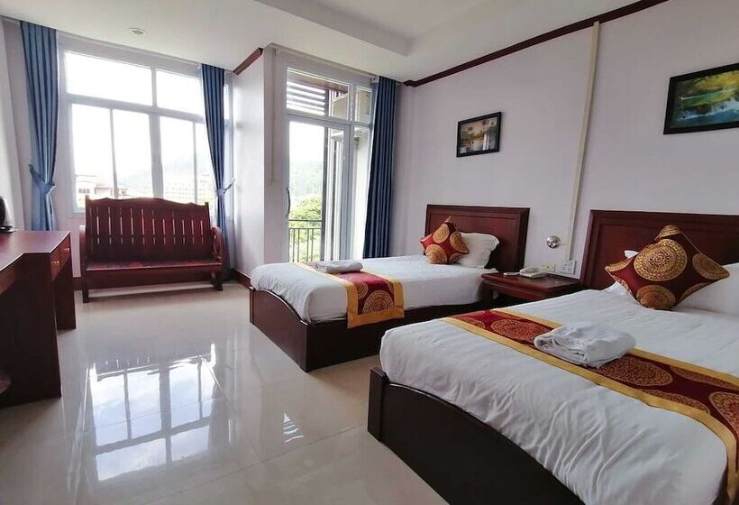 اتاق سوپریور, Vilayvong