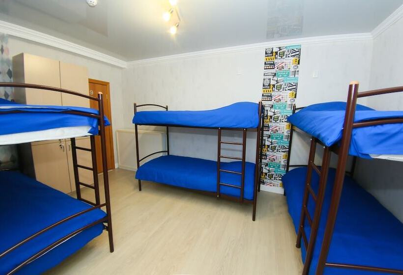 تختخواب در اتاق مشترک, Kupe Capsule Hotel & Hostel