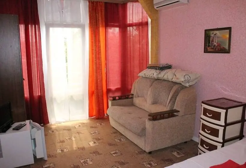 デラックスの４人部屋, Delif Guest House