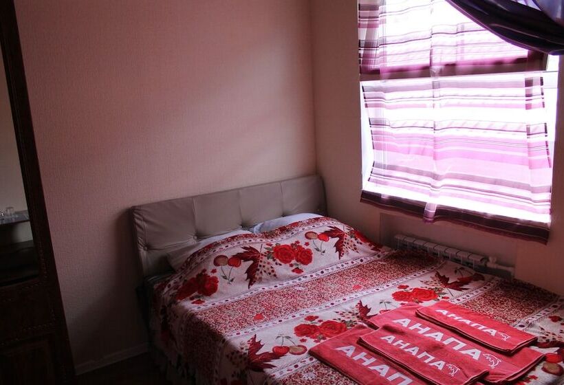 سوئیت 2 خوابه, Delif Guest House