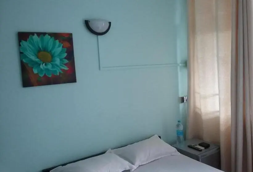 اتاق استاندارد با بالکن, La Plaine Verte Guesthouse