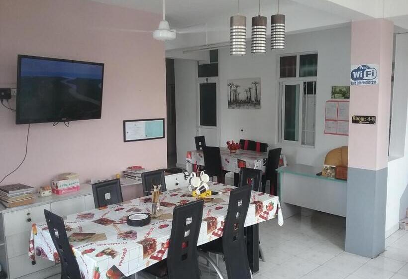 اتاق استاندارد با بالکن, La Plaine Verte Guesthouse