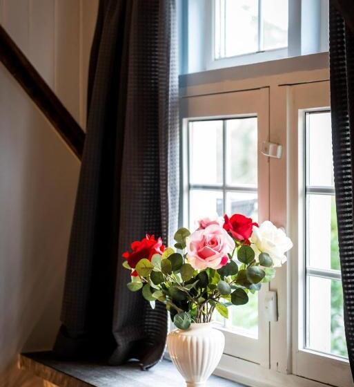 Номер Стандарт, Rose House B&b