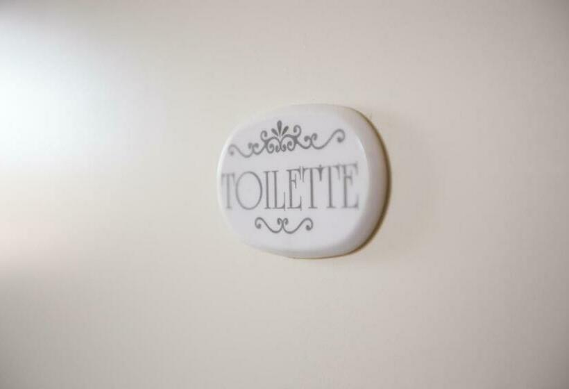 プレミアムルーム, Ambasada Bolesławiec