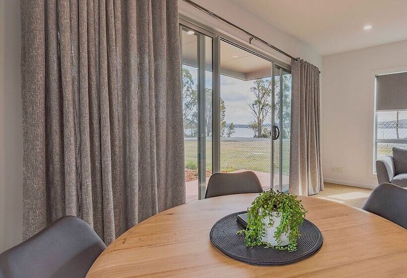 Cabana, Tasman Holiday Parks  St Helens