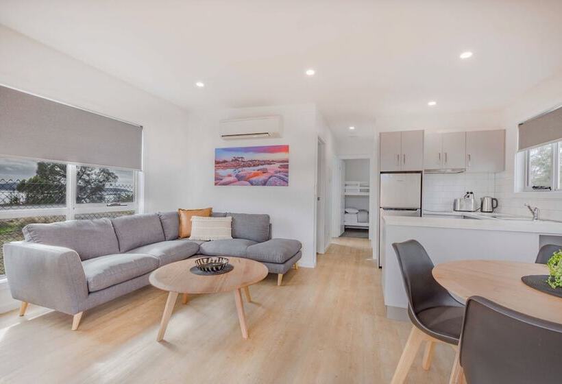 Cabana, Tasman Holiday Parks  St Helens