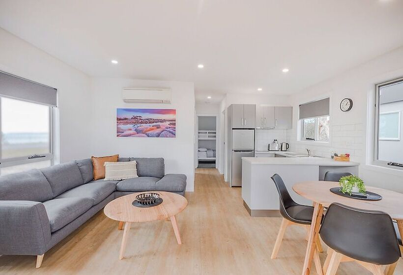 Cabana, Tasman Holiday Parks  St Helens