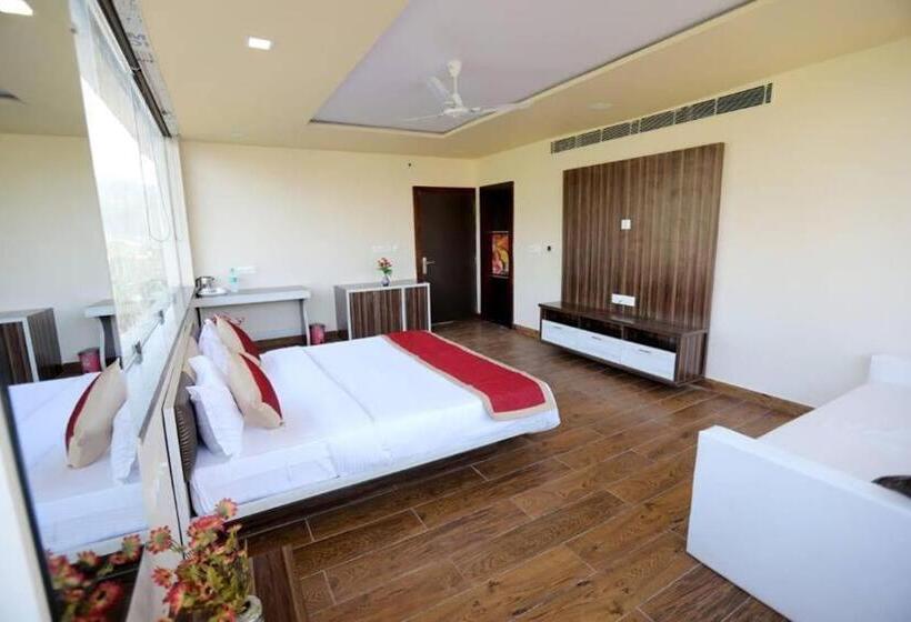 اتاق سوپریور, Rock Star