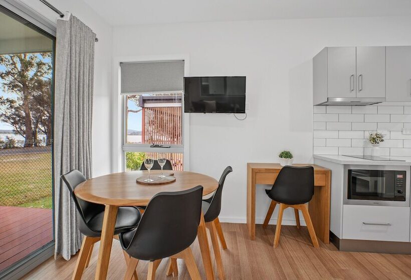 Cabana, Tasman Holiday Parks  St Helens