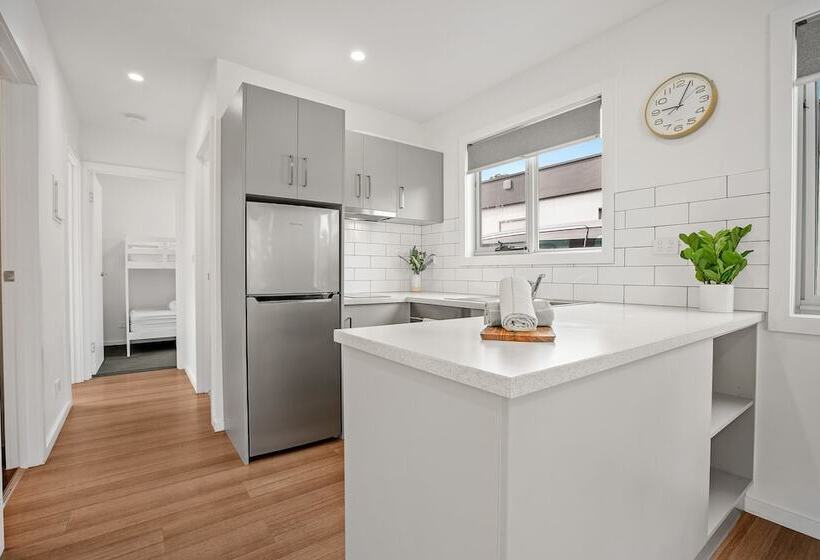 Cabana, Tasman Holiday Parks  St Helens