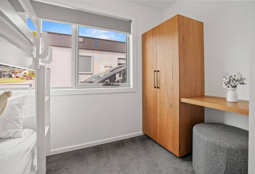 Cabana, Tasman Holiday Parks  St Helens