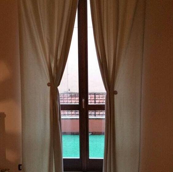 스탠다드 룸 공동 욕실, Gira Guest House