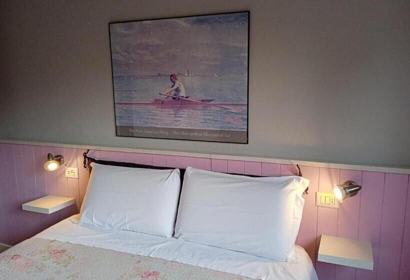 Номер Стандарт, Gira Guest House