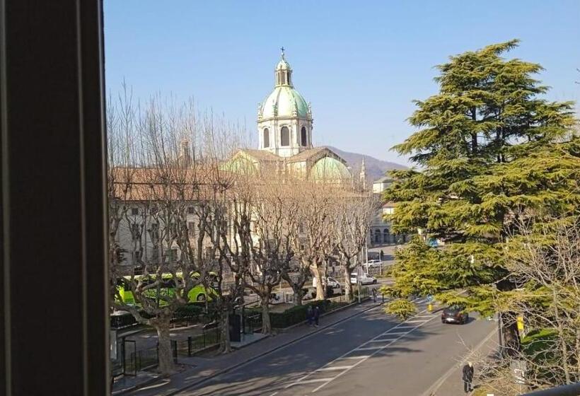 Трехместный Номер Комфорт, Gira Guest House