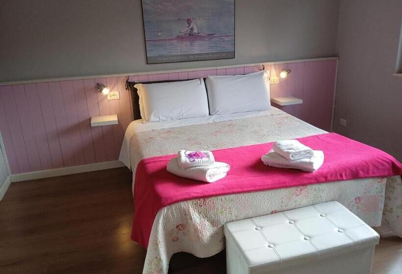 Номер Стандарт, Gira Guest House