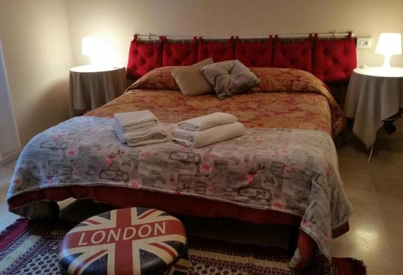 Номер Стандарт Совместная Ванная, Gira Guest House