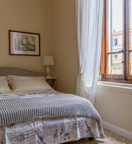 Superior Room, Perle D'ambra