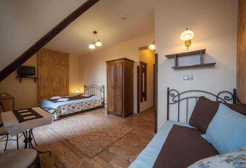 标准三人间, Willa Silene   Góralska Muzyka Na żywo, Blisko Termy I Wyciągów