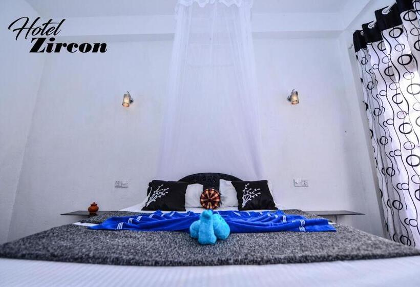 Трехместный Номер Deluxe, Zircon Ella