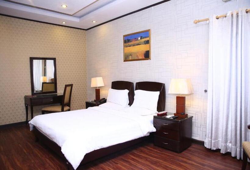 اتاق استاندارد, Safari Club 2 Bahria Town