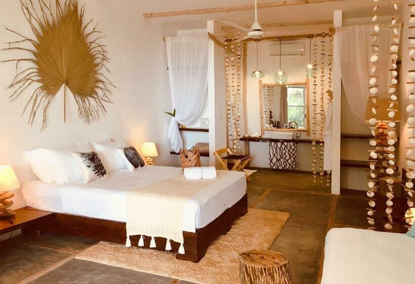 اتاق استاندارد با چشم‌انداز باغ, Bliss Hotel Praslin