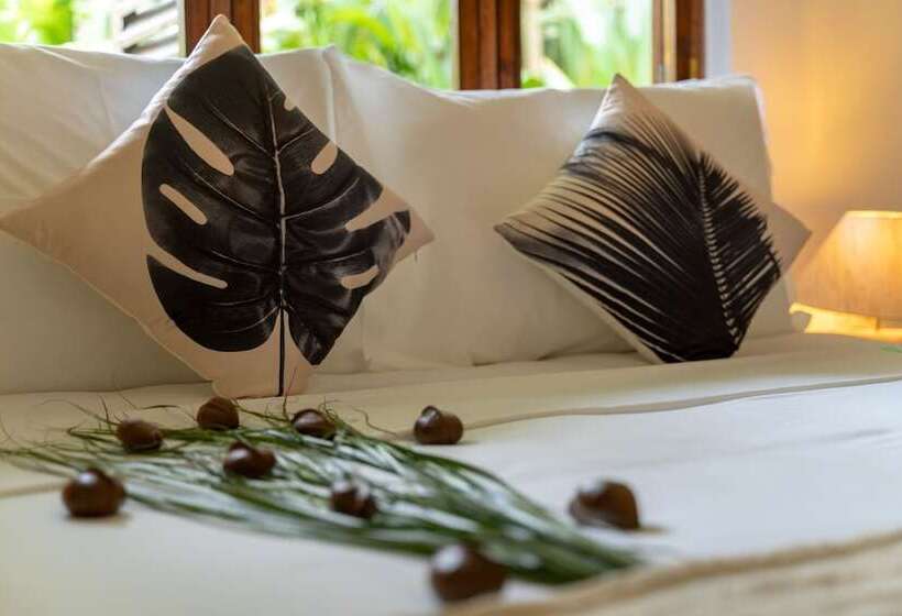 اتاق استاندارد, Bliss Hotel Praslin