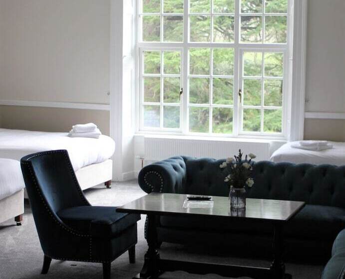 ファミリールーム, Greenway Manor