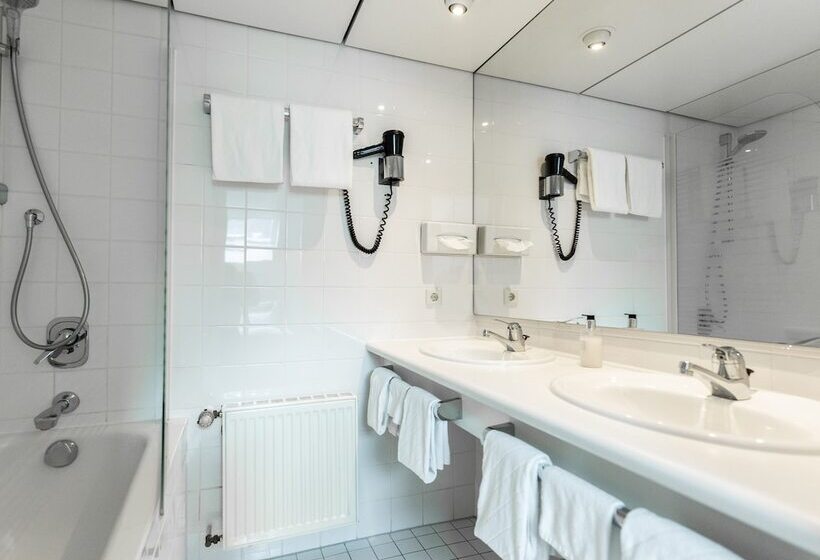 غرفة قياسية, Zum Ochsen