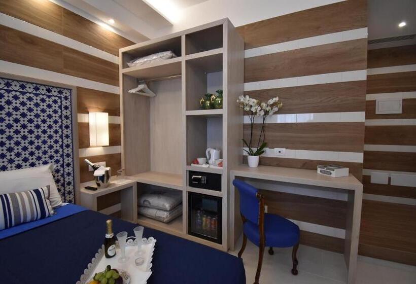 Трехместный Номер Классика, Melody Sorrento Suites