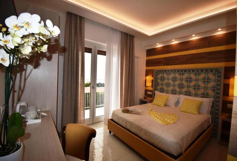 Номер Стандарт с Балконом, Melody Sorrento Suites