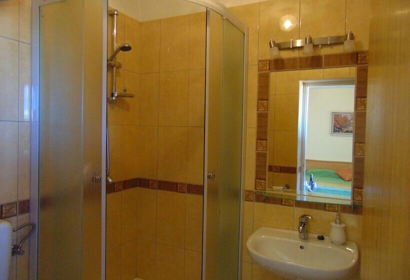 חדר סטנדרט נוף לים, Guest House Hvar Jelsa