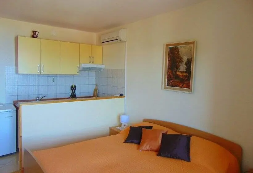 海の見えるスタンダードスタジオ, Guest House Hvar Jelsa