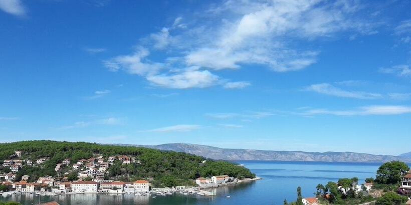 סטודיו סטנדרטי נוף לים, Guest House Hvar Jelsa