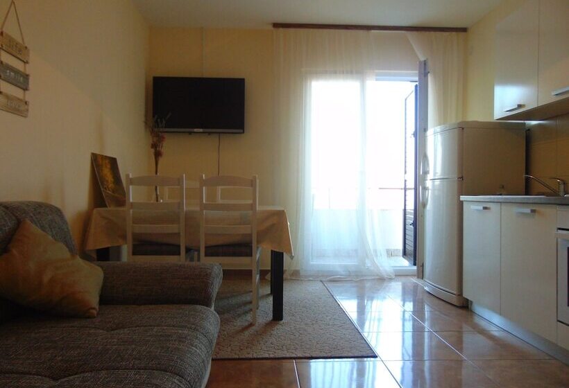 דירת חדר, Guest House Hvar Jelsa