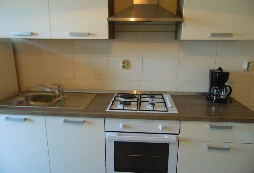 דירת חדר, Guest House Hvar Jelsa