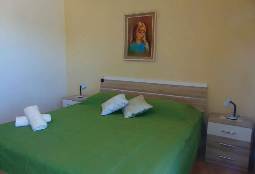 海の見えるスタンダードスタジオ, Guest House Hvar Jelsa