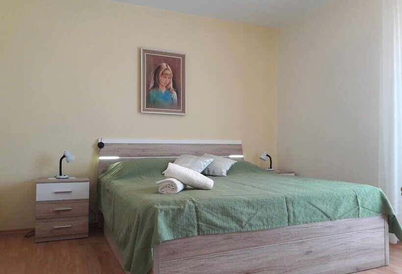 סטודיו סטנדרטי נוף לים, Guest House Hvar Jelsa