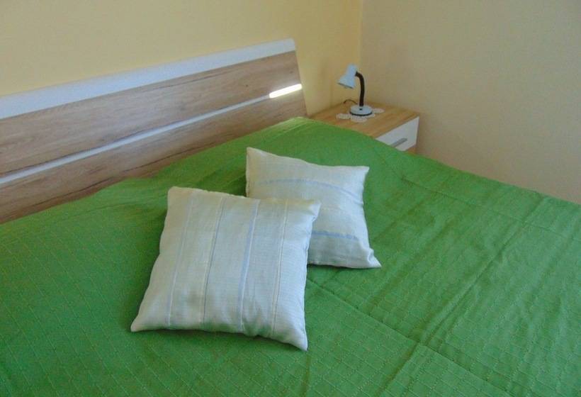 סטודיו סטנדרטי נוף לים, Guest House Hvar Jelsa